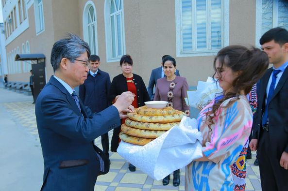 Ширкати сафири Ҷопон дар озмуни “Наттоқони забони Ҷопонӣ”