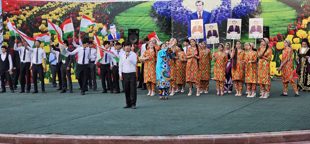 Ҷовидон бод ҷавонию ҷавонон