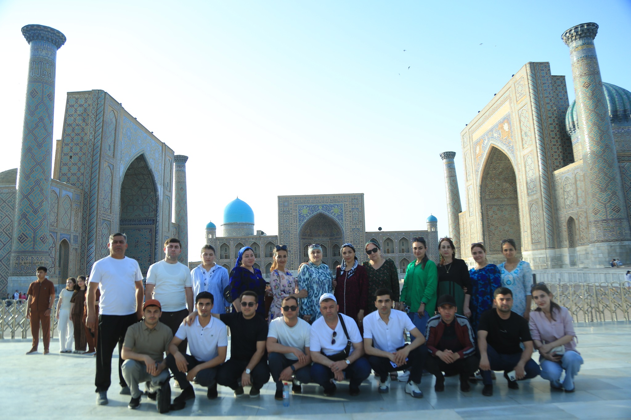 САЙРИ ХОТИРОМОНИ ҒОЛИБОНИ МУСОБИҚАИ ФУТБОЛИ ДОНИШГОҲ