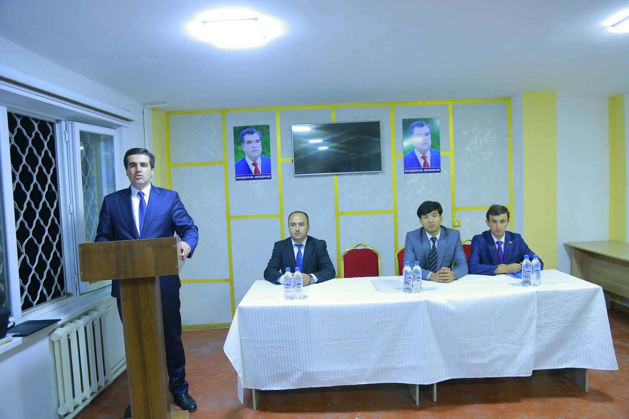 ҲАМОИШИ МУФИД ДАР ХОБГОҲИ ДОНИШГОҲ